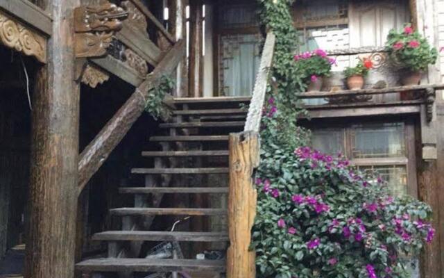 Lijiang Oak Garden Inn