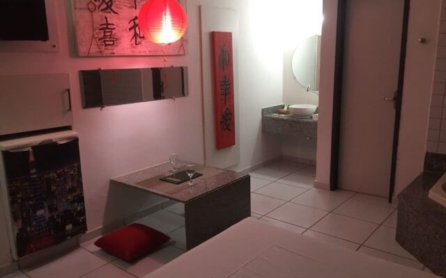 Citys Motel - Adults Only