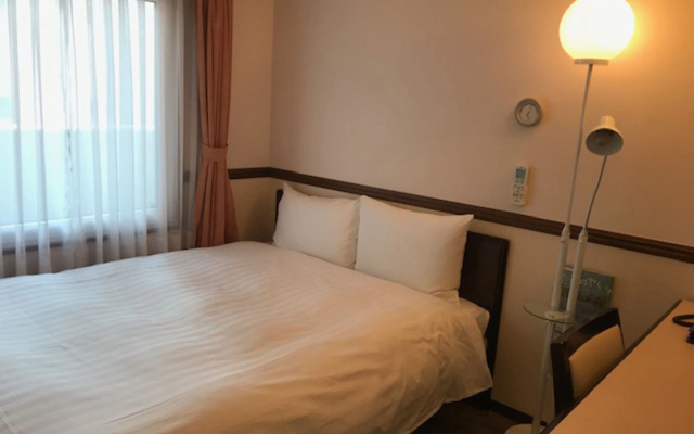 Toyoko Inn Osaka Itami Kuko – Guest Rooms – Toyonaka
