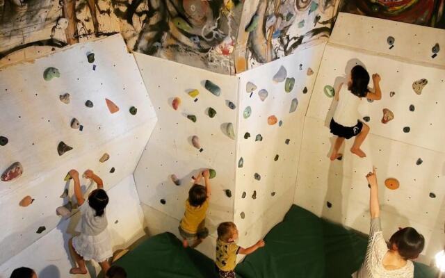 WORLDTRECK DINER & GUESTHOUSE - Pise - Hostel