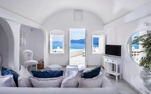 Canaves Oia Suites - Small Luxury Hotels of the World