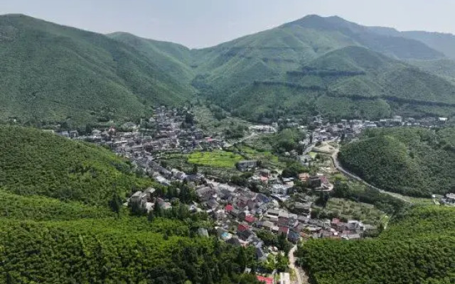 Deqing xiang yunshan residence