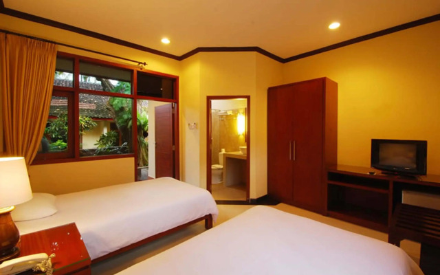 Yulia Beach Inn Kuta