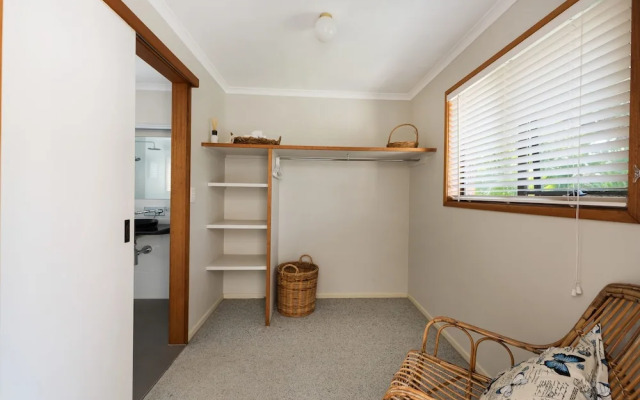 A Beach Break - 1/90 Lorikeet Drive