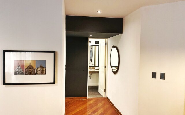 Upscale 2BR at Larcomar, Miraflores