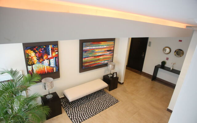 Aranjuez Hotel & Suites
