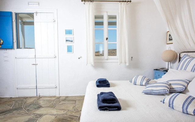 Lighthouse Hotel
