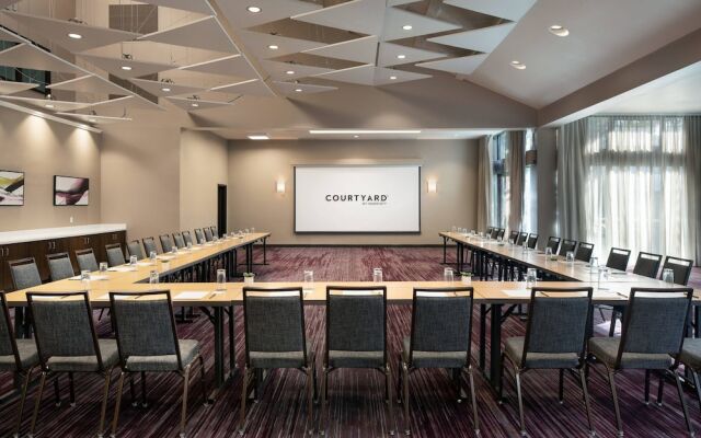 Courtyard San Francisco Airport