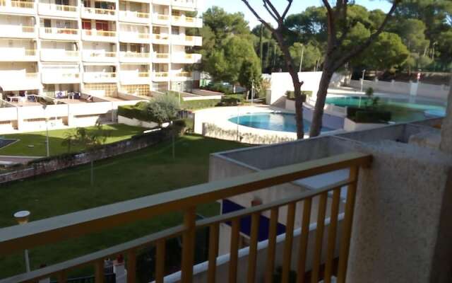 Apartment with 2 Bedrooms in Salou, with Pool Access, Terrace And Wifi - 700 M From the Beach