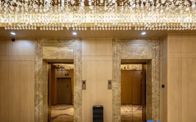 Rezen Hotel Kun Ming (Yunda West Road)