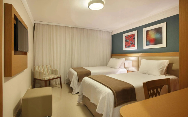 Royal Urban Macaé Hotel