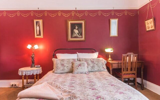 Ashton Gate Guest House