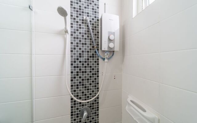 Oyo Home 790 Premium 2Br Vue Residences