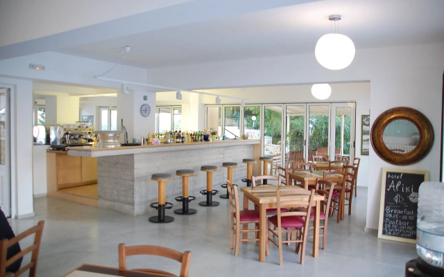 Aliki Hotel