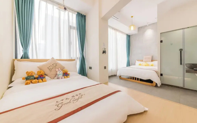 Stargazing Platform Inn - Guangzhou ChenClanAcademy & ShaMian & YongQingFang Branch