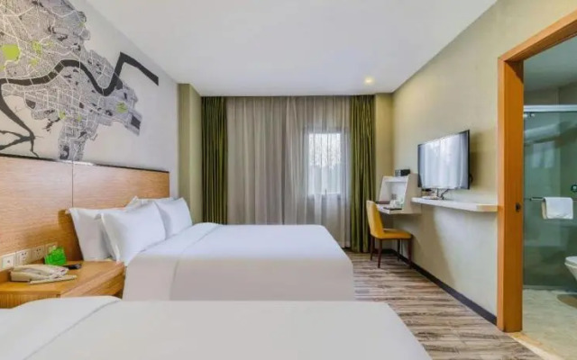 Vatica Hangzhou Xiasha Media College Hotel