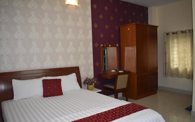 Thiên Phú Logia Hotel