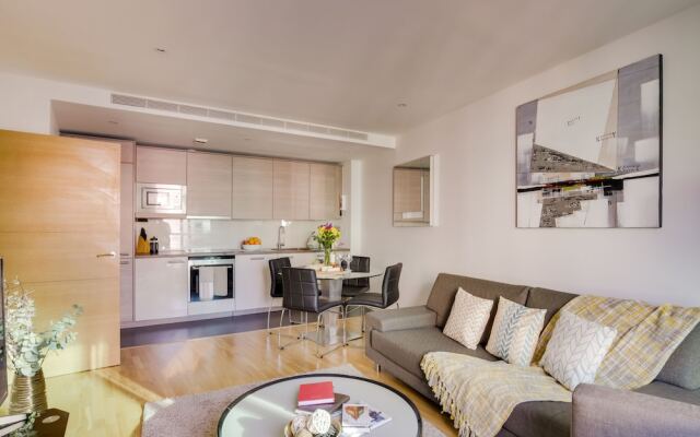 St. George Wharf Serviced Apartments by TheSquare