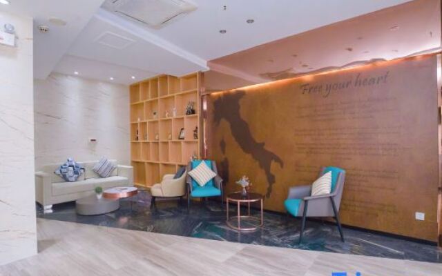 Yasite Hotel (Suizhou Wenfeng Caodianzi Street Branch)