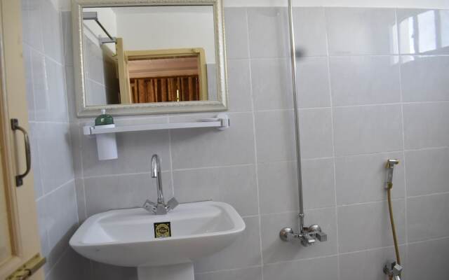 Al Noor Starlet Hotel