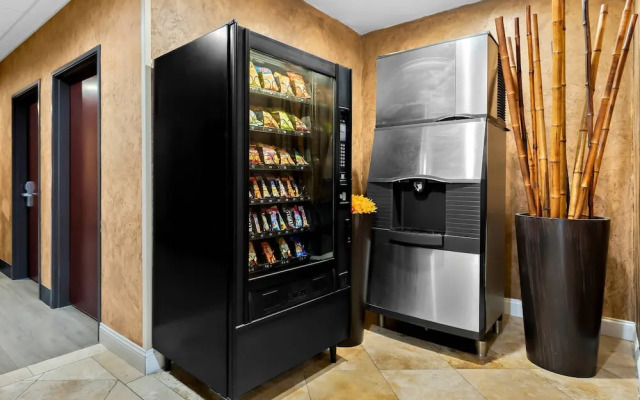 Quality Inn & Suites McAlester on Hwy 69