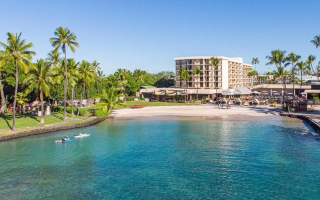Courtyard by Marriott King Kamehameha's Kona Beach Hotel