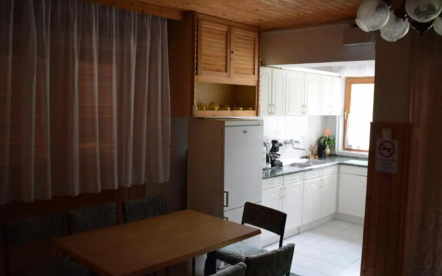 Aranyhal Apartman