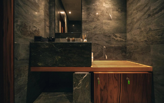 M Boutique Hotel - Designed for Adults