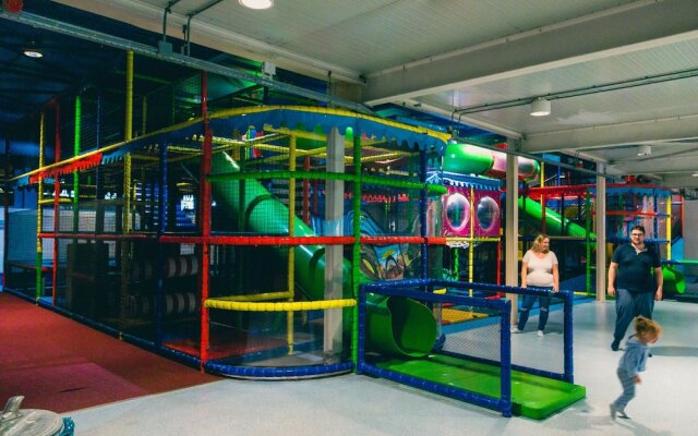 Chalet Near Veluwemeer With Garden Terrace