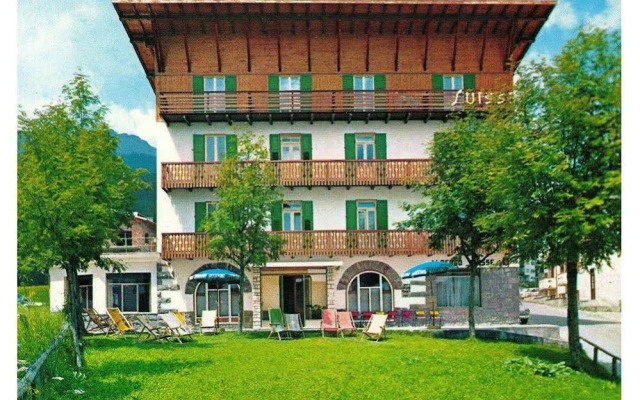 Suisse Hotel