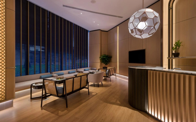 M Resort & Hotel