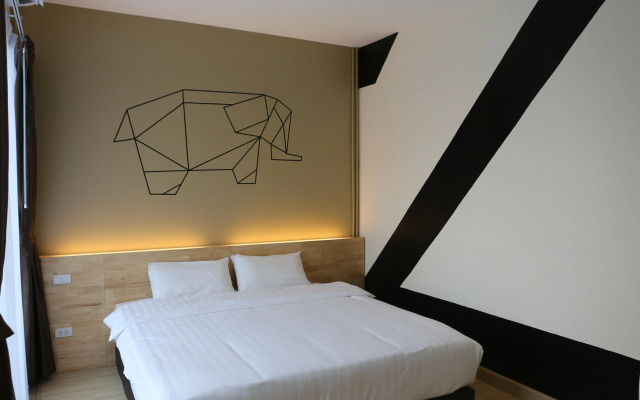 Zak Residence