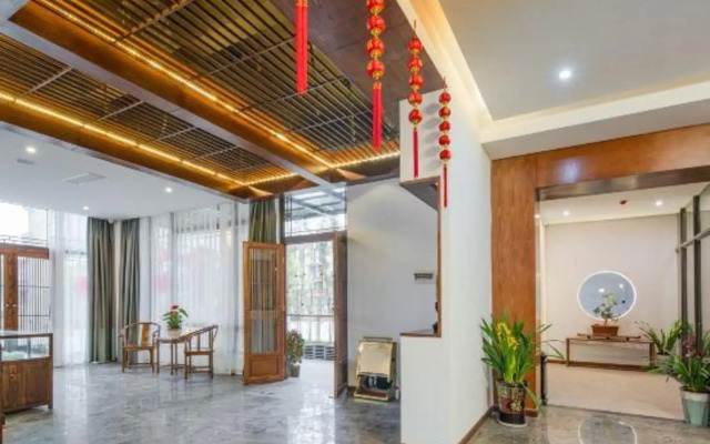 Guiyuan Mountain home