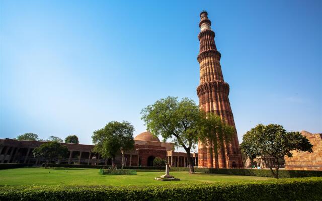 Edenpark New Delhi (Qutab Hotel)