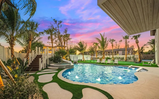 Coastal Canopy in Sarasota