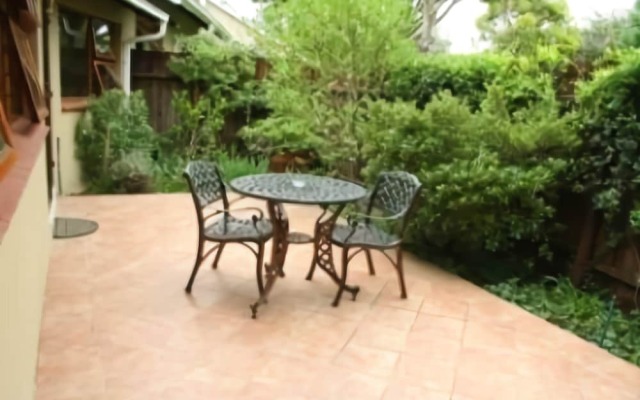 Red Rose Bed And Breakfast