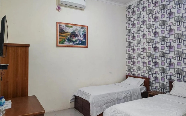 RedDoorz @ Tanakatto Homestay Waikabubak