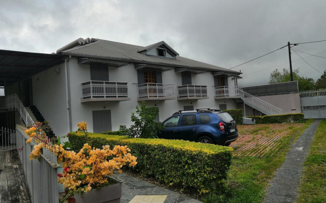 Studio in Salazie, With Furnished Garden and Wifi