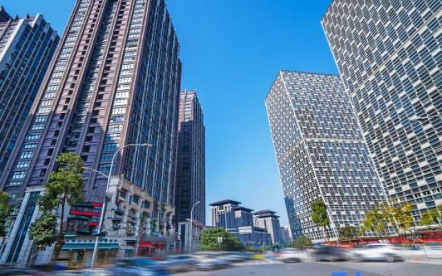 Vienna 3 Best Hotel (Chongqing Jiangbei Airport Sunac Central Plaza)