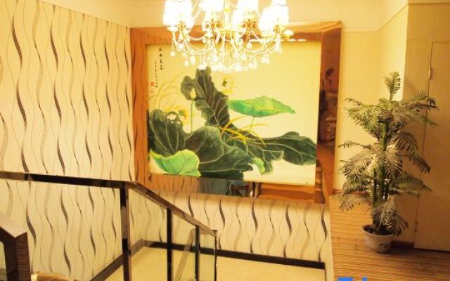 Yangxin Carnival Business Hotel