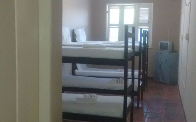 Hotel Iparana Paradise