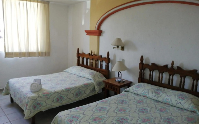 Hotel Vallartasol