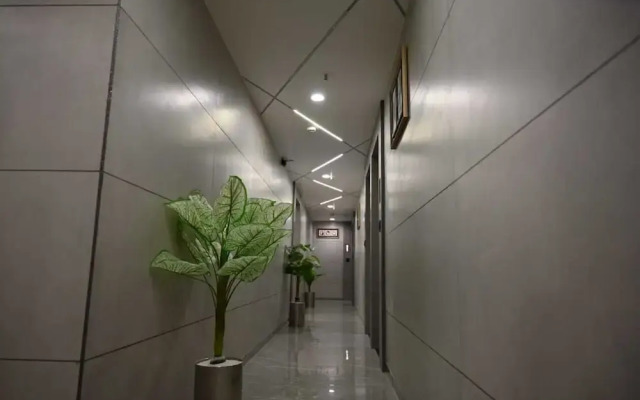 Hotel Sky Gold