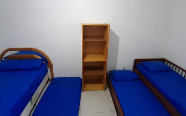 Sala-living/ 1 quadra da praia