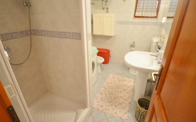 Toro - Two Bedroom Apartment