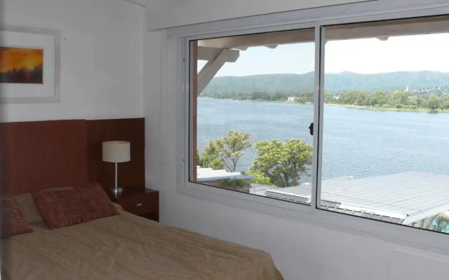 Lake Buenavista Apart Hotel & Suites
