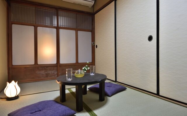 Rakusuian