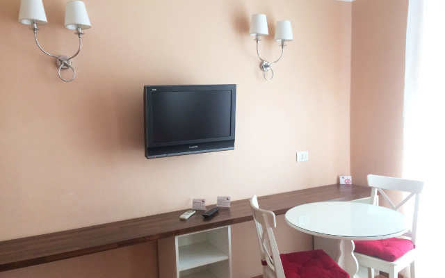 Luna Rossa Roma Guest House