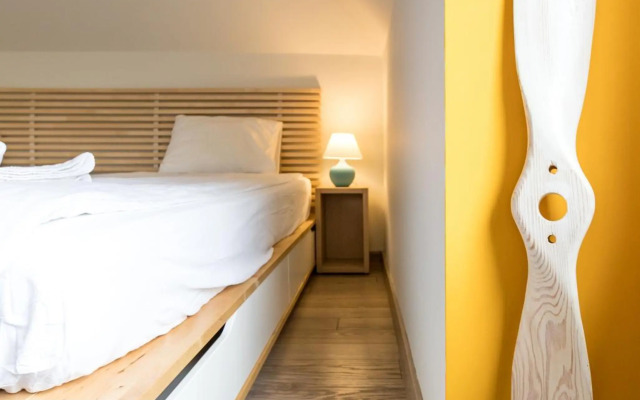 Park Loft next to Eagle's Bridge