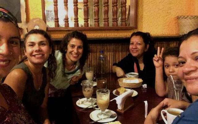 Kitara House Backpackers Hostel